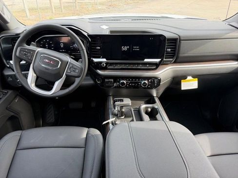 New 2026 GMC Sierra 1500 SLT w/ SLT Convenience Package image 8
