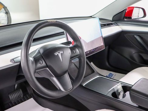 Used 2021 Tesla Model 3 Standard Range Plus image 20
