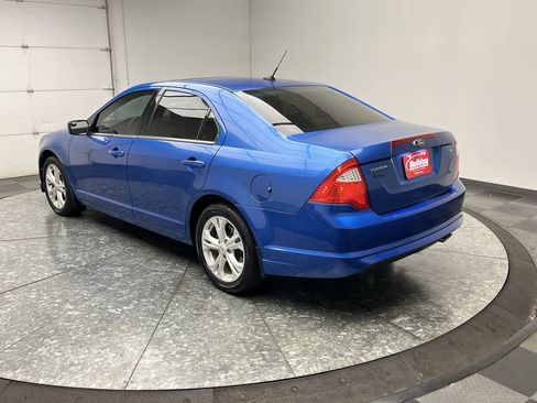 Used 2012 Ford Fusion SE FWD image 2