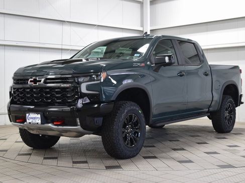 New 2026 Chevrolet Silverado 1500 ZR2 image 3