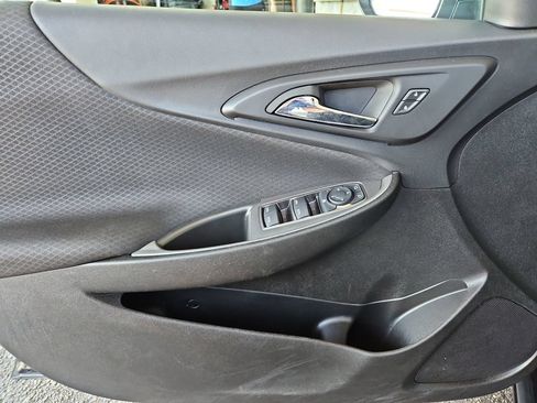 Used 2023 Chevrolet Malibu LT FWD image 23