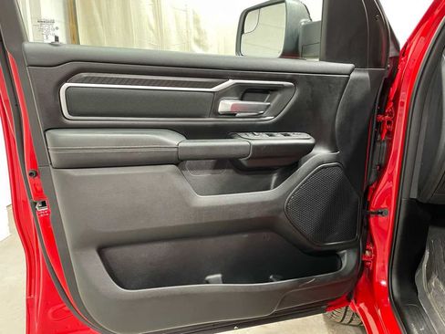Used 2025 RAM 1500 Big Horn AWD/4WD image 8