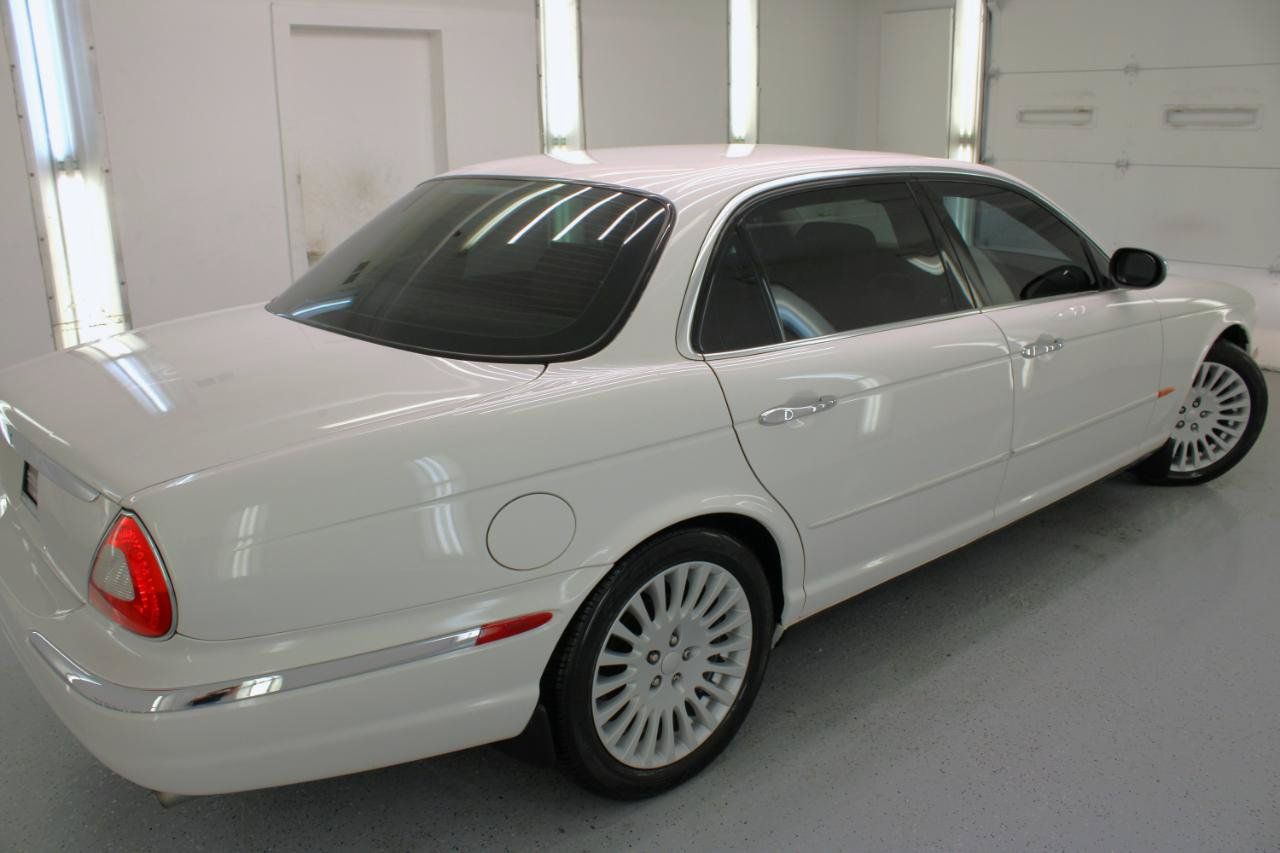 Used 2005 Jaguar XJ Vanden Plas RWD image 16