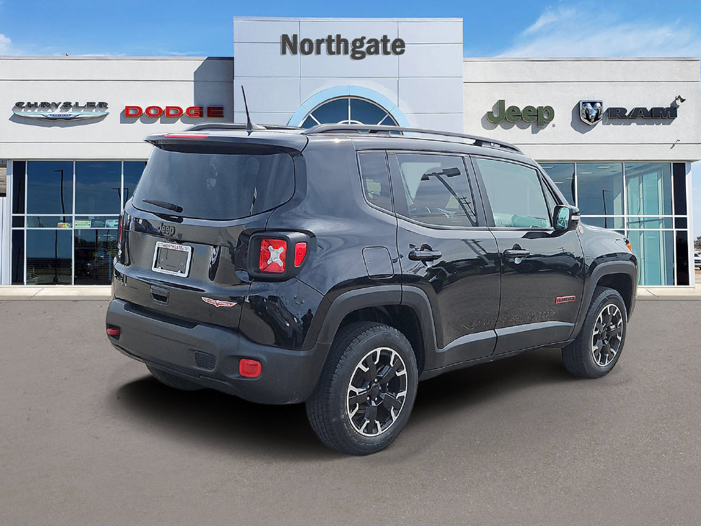 Used 2023 Jeep Renegade Trailhawk AWD/4WD image 4