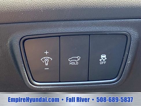 Used 2024 Hyundai Tucson Limited FWD image 17