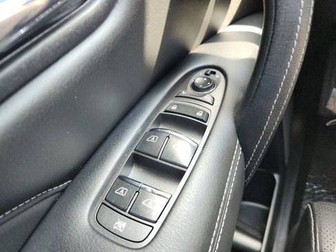 Used 2019 INFINITI QX80 Luxe w/ Proassist Package image 38