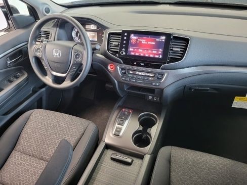 Used 2023 Honda Ridgeline Sport image 5