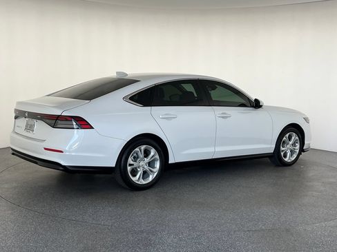 Used 2023 Honda Accord LX image 3