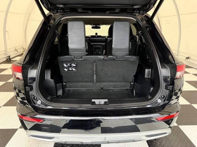 Used 2024 Mitsubishi Outlander SE AWD/4WD image 4