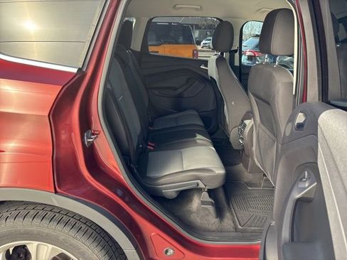 Used 2014 Ford Escape SE w/ Equipment Group 201A image 10