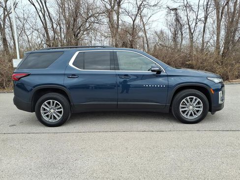 Used 2023 Chevrolet Traverse LT image 29