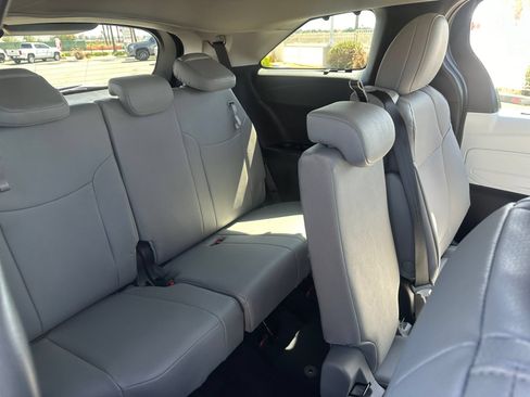 New 2026 Toyota Sienna XLE FWD image 16
