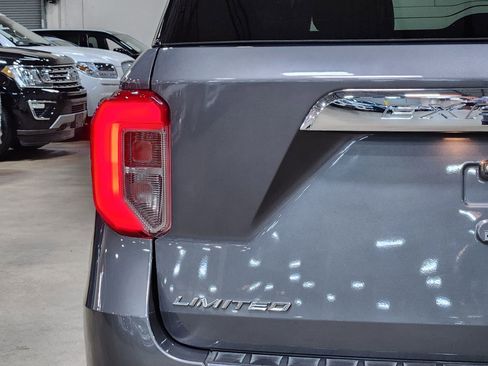 Used 2021 Ford Explorer Limited w/ Equipment Group 301A RWD image 20