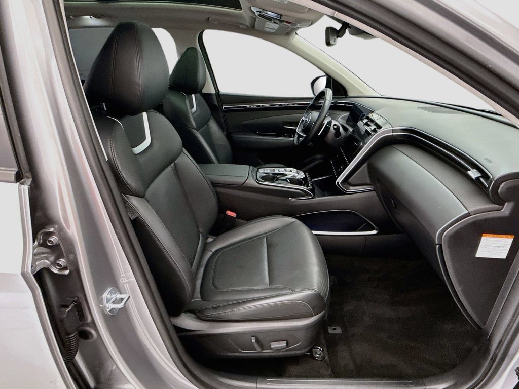 Used 2024 Hyundai Tucson Limited AWD/4WD image 19