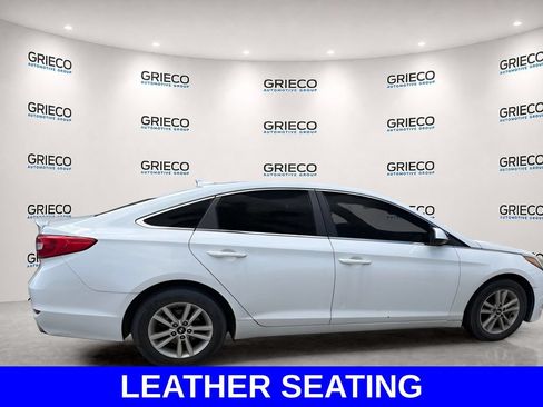 Used 2015 Hyundai Sonata SE FWD image 2