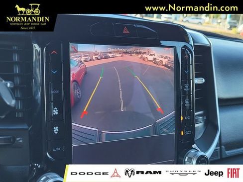 Used 2025 RAM 2500 Big Horn AWD/4WD image 10