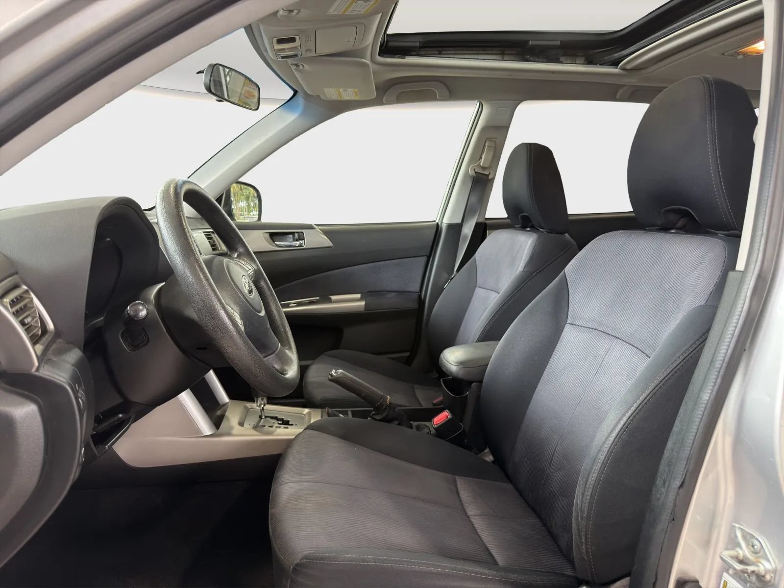 Used 2010 Subaru Forester 2.5X Premium w/ Popular Equipment Group 1B AWD/4WD image 8