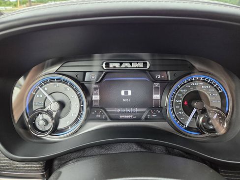 Used 2019 RAM 2500 Limited AWD/4WD image 25