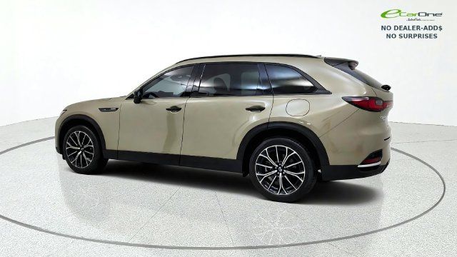 Used 2025 MAZDA CX-70 Plug-In Hybrid w/ Premium Plus AWD/4WD image 6
