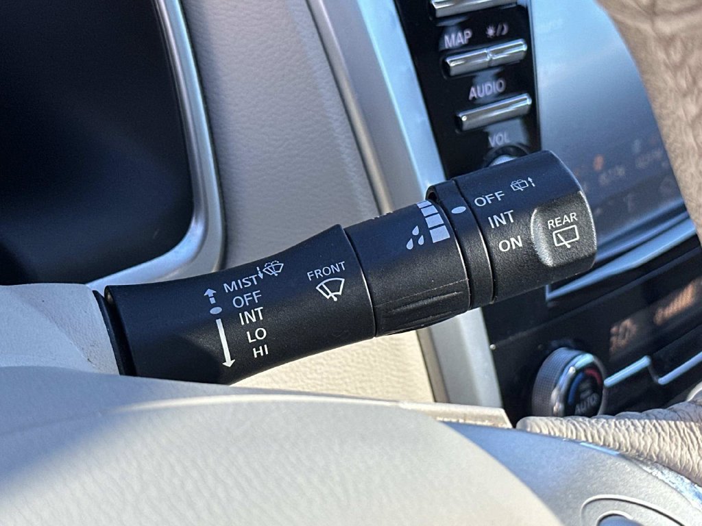 Used 2017 Nissan Murano Platinum w/ Platinum Technology Package AWD/4WD image 32