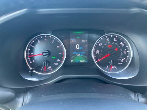 Used 2022 Toyota RAV4 XLE w/ Convenience Package AWD/4WD image 9