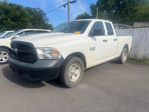 Used 2018 RAM 1500 Tradesman RWD image 1