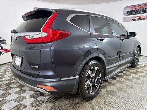 Used 2019 Honda CR-V Touring image 5