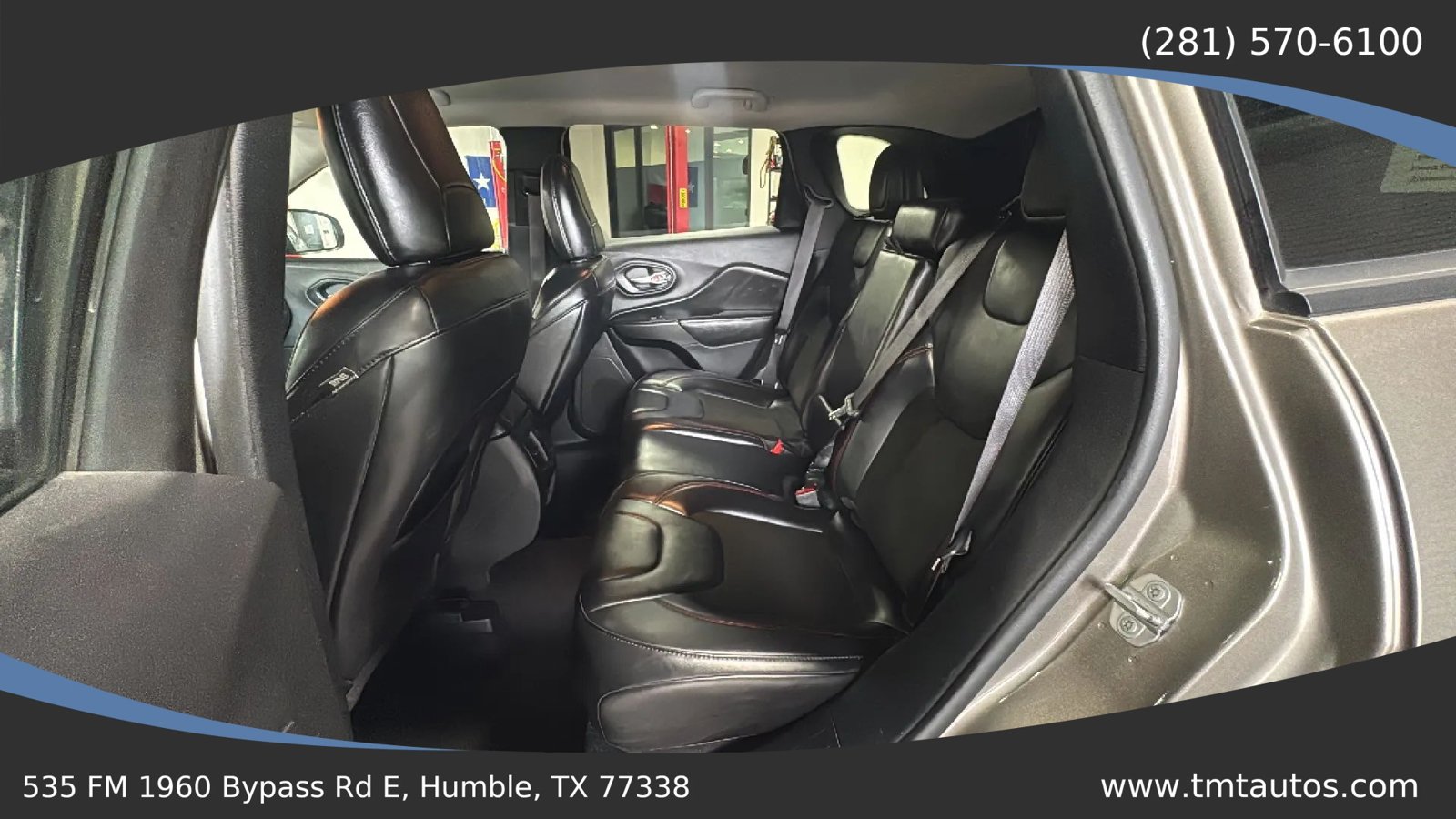 Used 2020 Jeep Cherokee Trailhawk w/ Cold Weather Group AWD/4WD image 15