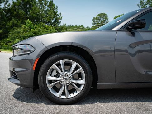 Used 2023 Dodge Charger SXT AWD/4WD image 4