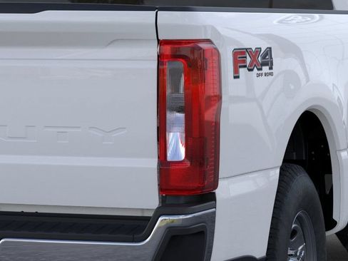 New 2026 Ford F250 XL w/ FX4 Off-Road Package AWD/4WD image 44