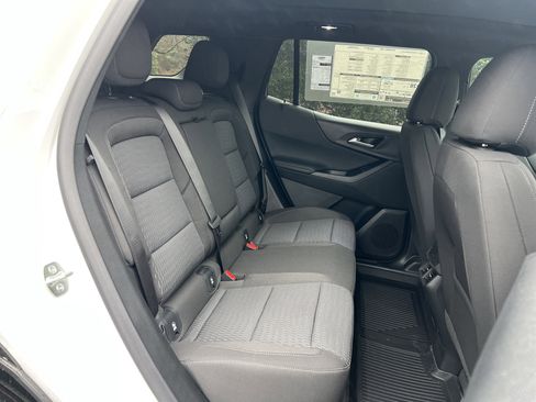 New 2026 Chevrolet Equinox LT image 34