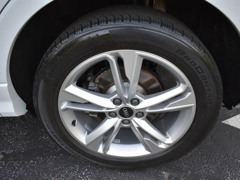 Used 2021 Audi Q3 2.0T Premium w/ Convenience Package AWD/4WD image 45