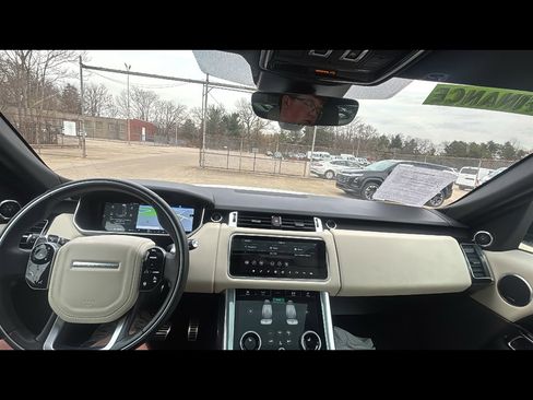 Used 2021 Land Rover Range Rover Sport HSE Silver Edition image 9