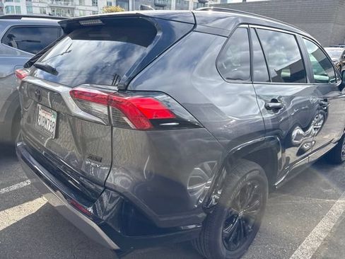 Used 2025 Toyota RAV4 XSE w/ Weather Package AWD/4WD image 3