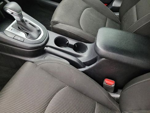 Used 2019 Kia Forte LXS FWD image 26