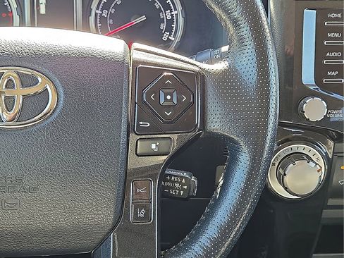 Used 2024 Toyota 4Runner TRD Off-Road Premium image 21