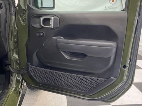 Used 2022 Jeep Wrangler Sport S image 20