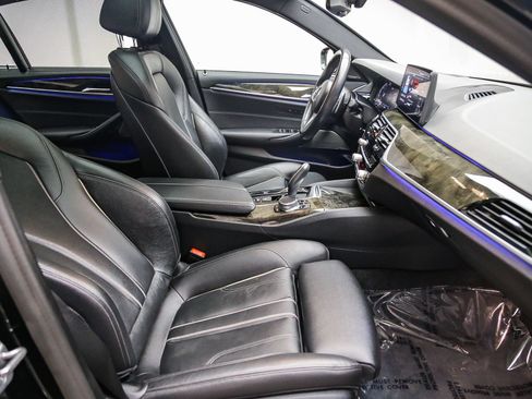 Used 2023 BMW 540i w/ M Sport Package RWD image 17