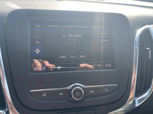 Used 2023 Chevrolet Equinox LT FWD image 23