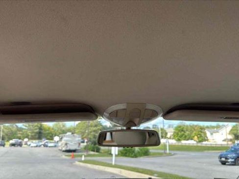 Used 2005 Mercedes-Benz E 320 Sedan image 22