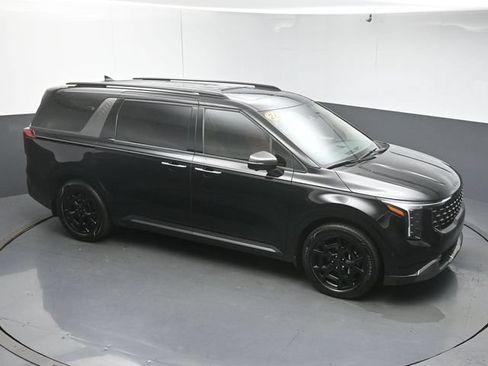 Used 2026 Kia Carnival SX w/ SX Dark Edition Package FWD image 40