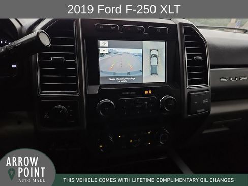 Used 2019 Ford F250 XLT w/ XLT Premium Package AWD/4WD image 24