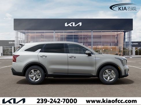 New 2026 Kia Sorento LX FWD image 7