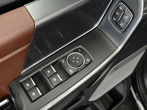 Used 2022 Ford F150 Lariat AWD/4WD image 15