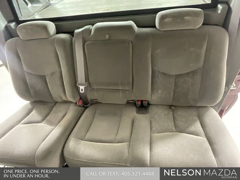Used 2005 Chevrolet Avalanche LS w/ Onstar Plus Package AWD/4WD image 26