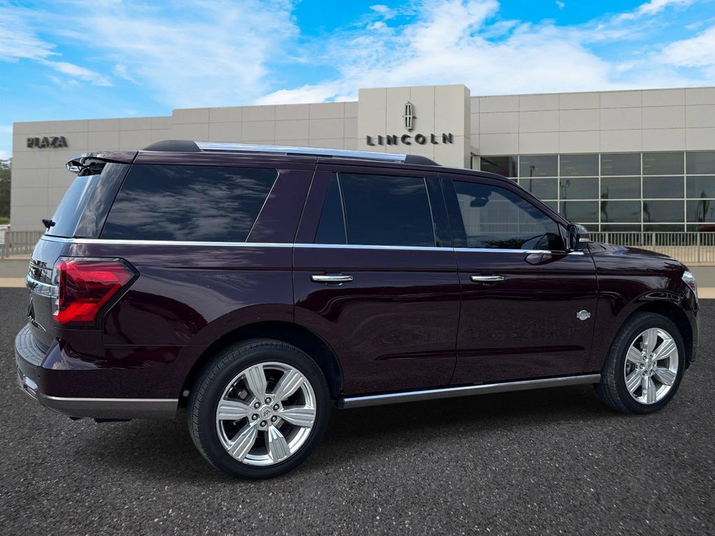 Used 2024 Ford Expedition King Ranch AWD/4WD image 3