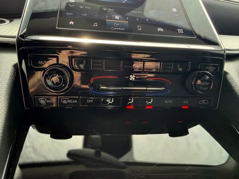 Certified 2023 Jeep Grand Cherokee L Laredo w/ Luxury Tech Group I AWD/4WD image 21