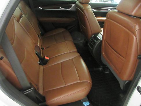 Used 2022 Cadillac XT5 Sportv w/ Technology Package AWD/4WD image 21