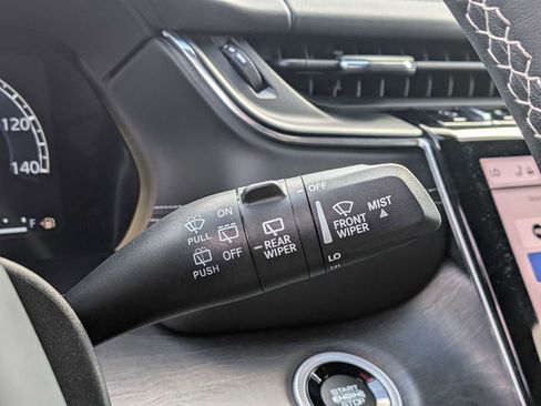 Used 2023 Jeep Grand Cherokee L Overland w/ Advanced Protech Group III AWD/4WD image 25