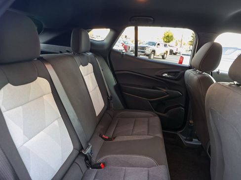 Used 2024 Chevrolet Trax RS w/ Driver Confidence Package image 18